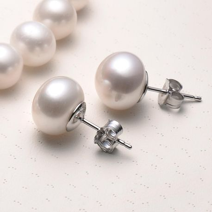 Freshwater Button Pearls - White