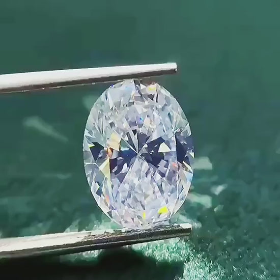 Moissanite - Oval Cut