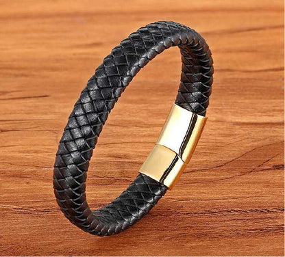 6mm Leather Braided BraceletIntroducing the timeless and versatile 6mm Leather Braided Bracelet—a staple in men's fashion. Crafted from genuine leather, this lightweight bracelet boasts an elegLeather BraceletsIN STOCKDhia Jewellery6mm Leather Braided Bracelet